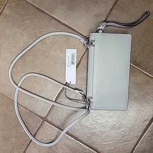 Thacker Eve Crossbody wallet